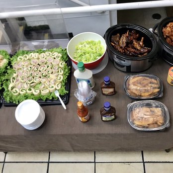 Vons - Super Bowl party! - Grocery Near Me - Los Angeles, California