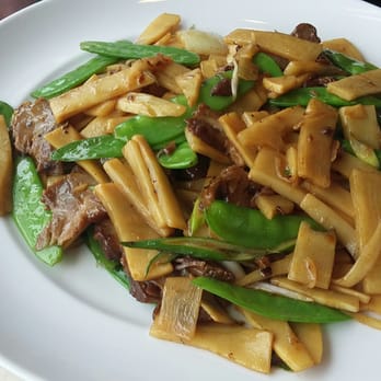 Taigu Noodles - Yummm!!!! The snow peas were tasty and the bamboo was tasty.. everything on this plate was delightful!! - Chinese Near Me - Middleton, Wisconsin
