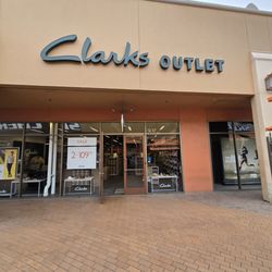 Clarks Bostonian Outlet