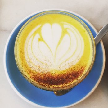 Bluestone Lane DUMBO Café - Golden latte - Coffee & Tea Near Me - Brooklyn, New York