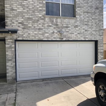 Perry's Garage Door Services - 16x7 Long panel, insulated garage door. - Garage Door Services Near Me Perry's Garage Door Services - 16x7 Long panel, insulated garage door. - Garage Door Services Near Me