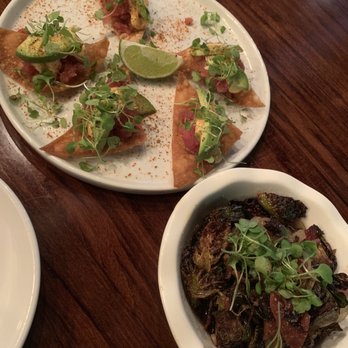 Risü - Spicy tuna tostadas and Brussels swimming in balsamic vinegar - New American Near Me - Long Beach, California Risü - Spicy tuna tostadas and Brussels swimming in balsamic vinegar - New American Near Me - Long Beach, California