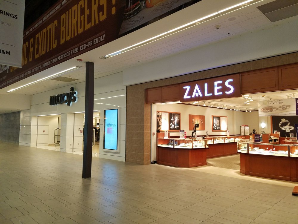ZALES JEWELERS Updated October 2024 358 Broadway Mall, Hicksville