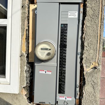 Elyin’s Electrical Service’s - Electricians Near Me Elyin’s Electrical Service’s - Electricians Near Me