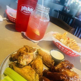 Pluckers Wing Bar - Alliance - Lemon pepper and BBQ both deliciously great! - Chicken Wings Near Me - Fort Worth, Texas Pluckers Wing Bar - Alliance - Lemon pepper and BBQ both deliciously great! - Chicken Wings Near Me - Fort Worth, Texas