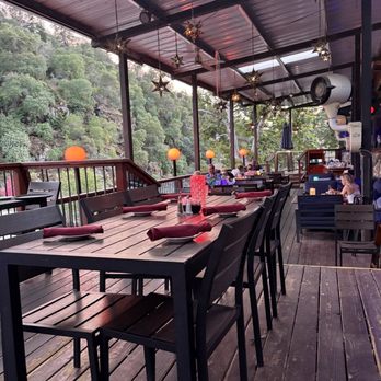 Gateway Restaurant & Lodge - Outdoor seating - New American Near Me - Three Rivers, California Gateway Restaurant & Lodge - Outdoor seating - New American Near Me - Three Rivers, California