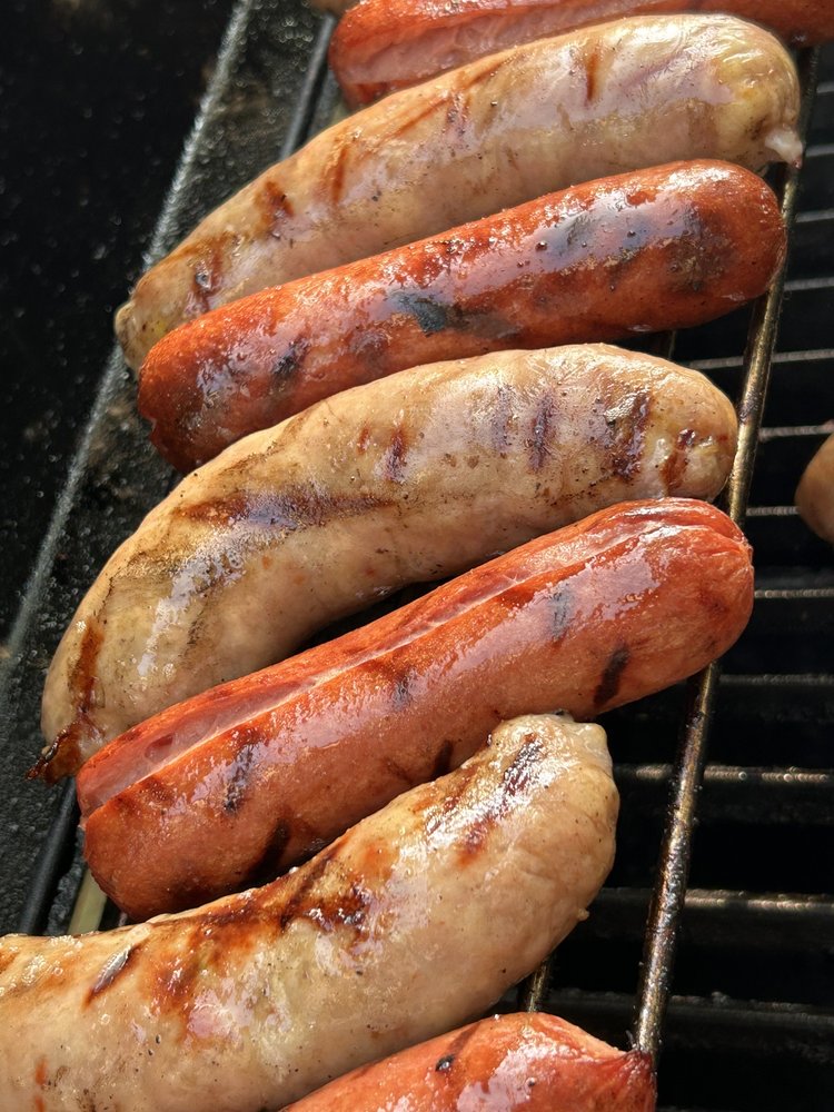 Grundhofer's Old Fashion Meats Logo
