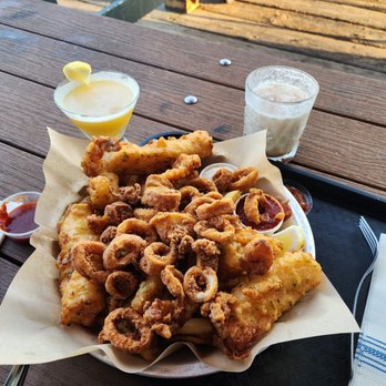 Eric Ericssons Fish Co - Fryer boat that serves two deliciously! - Seafood Near Me - Ventura, California
