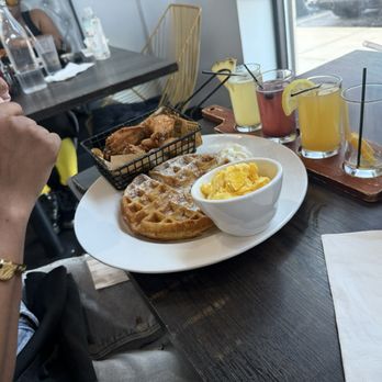 Toast It IZ - Chicken 'N Waffles - Breakfast & Brunch Near Me - Evergreen Park, Illinois Toast It IZ - Chicken 'N Waffles - Breakfast & Brunch Near Me - Evergreen Park, Illinois