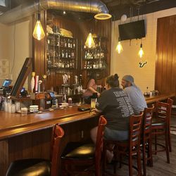 Back Draughts Pizza - Bar area