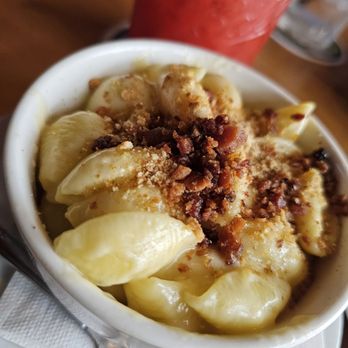 38 Degrees Ale House & Grill - Mac n cheese - Pubs Near Me - Alhambra, California
