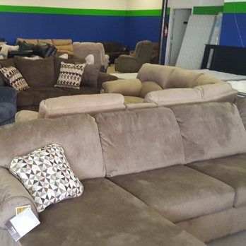 BoxDrop - Mattresses Near Me - Elkhorn, Wisconsin