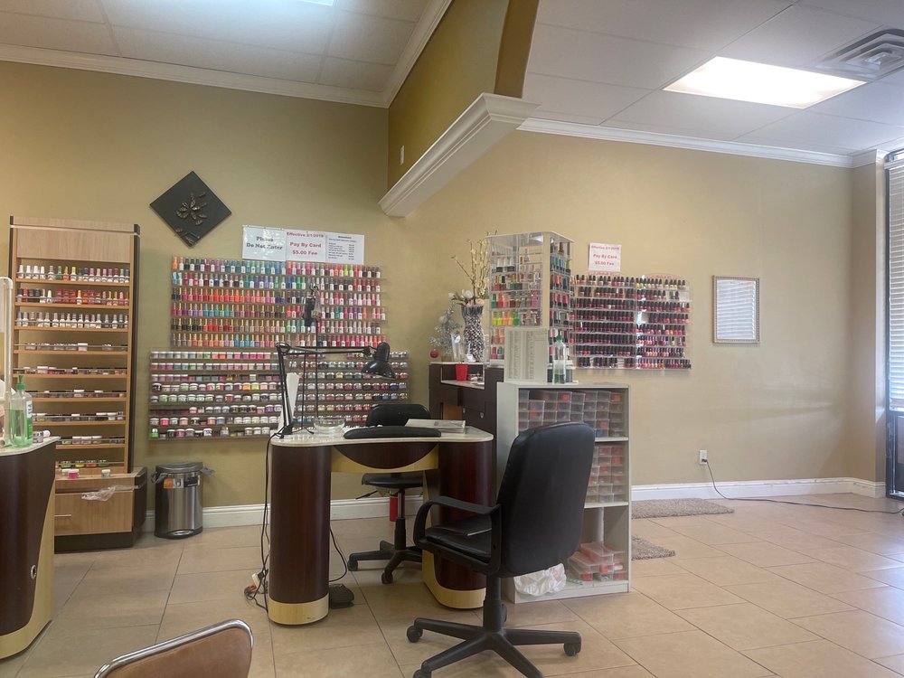ELITE NAILS AND SPA Updated September 2024 2130 Benton Rd, Bossier