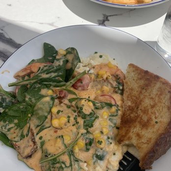 Breakfast At Barneys - Shrimp and grits wth spinach - Breakfast & Brunch Near Me - Atlanta, Georgia Breakfast At Barneys - Shrimp and grits wth spinach - Breakfast & Brunch Near Me - Atlanta, Georgia