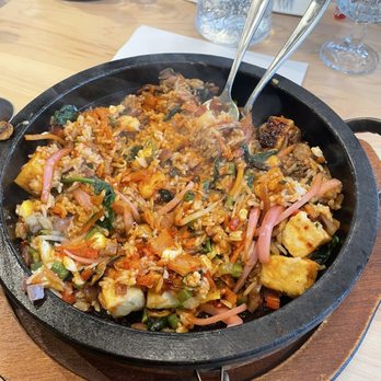 Sweet Maple - Sizzling Stonepot (post mix) - Breakfast & Brunch Near Me - Santa Monica, California