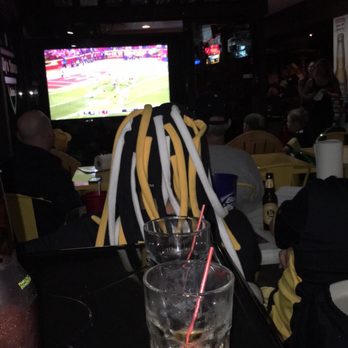 Billy's Tavern - I'm at the right place. Outside patio area - game day - Pubs Near Me - Davie, Florida Billy's Tavern - I'm at the right place. Outside patio area - game day - Pubs Near Me - Davie, Florida
