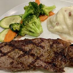 8th Street Bistro - NY Steak perfectly seasoned