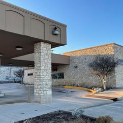 First Texas Bank - Lampasas - Lampasas motor bank
