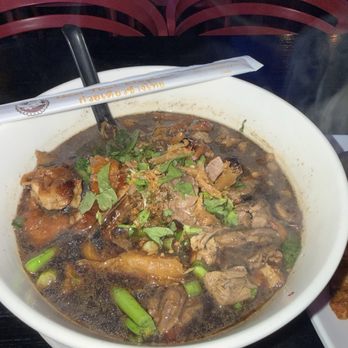 New Thai Elephant - B08. Roasted Duck Noodle Soup - Thai Near Me - San Mateo, California New Thai Elephant - B08. Roasted Duck Noodle Soup - Thai Near Me - San Mateo, California