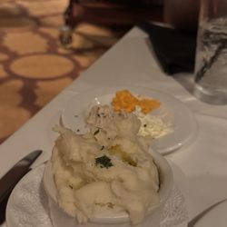 Mr. Lester's Steakhouse - Garlic mashed potatoes