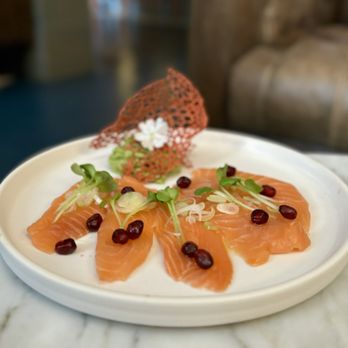 Buoy Bar - Salmon Carpaccio: Salmon, crunchy onion oil, pomegranate, avocado puree, beetroot tuile ($20) - Korean Near Me - San Francisco, California