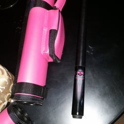 Jessi's Billiards & Oshi Ukuleles - Gotta love it!! For pink lovers like me this was PERFECT... Love my new Stick and Case...