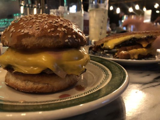 Sonder & Dram by null