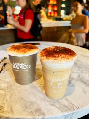 Café Olimpico - Vieux-Montréal by null