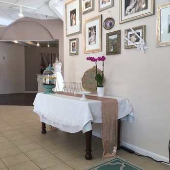 The Bridal Collection - Cute waiting area at the Bridal Collection! - Bridal Near Me - Centennial, Colorado The Bridal Collection - Cute waiting area at the Bridal Collection! - Bridal Near Me - Centennial, Colorado