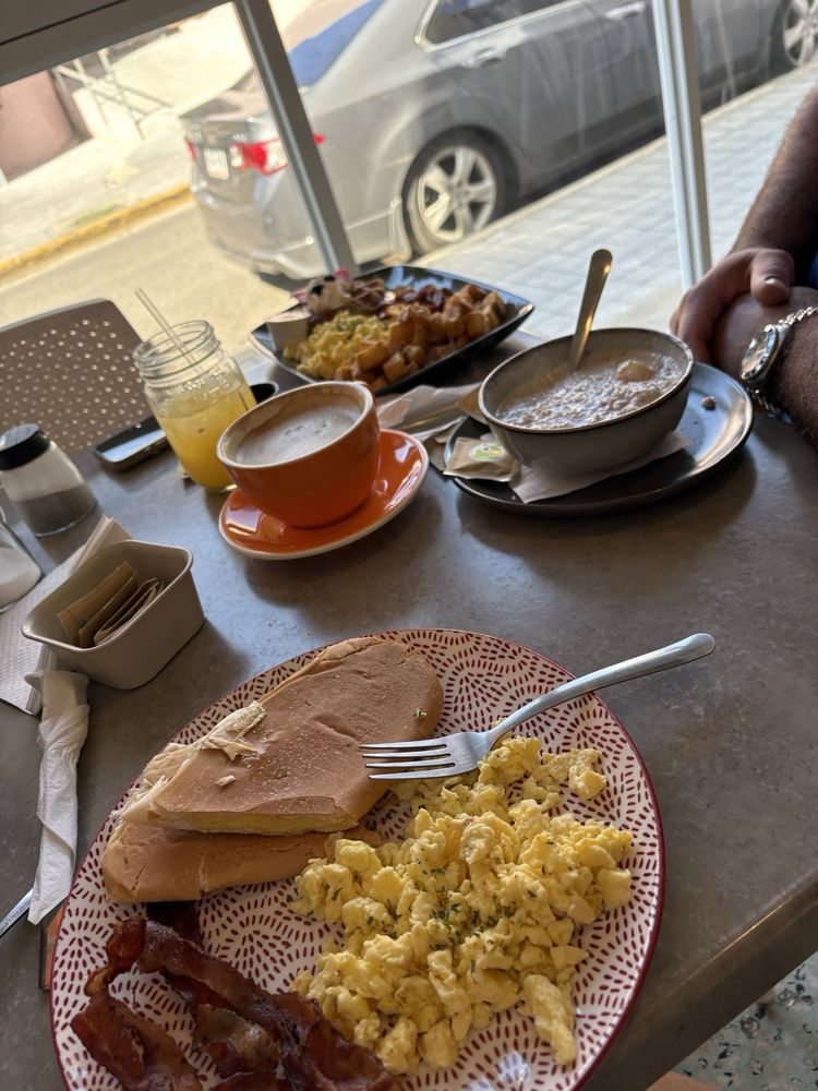 Brews N’ Bites PR Logo