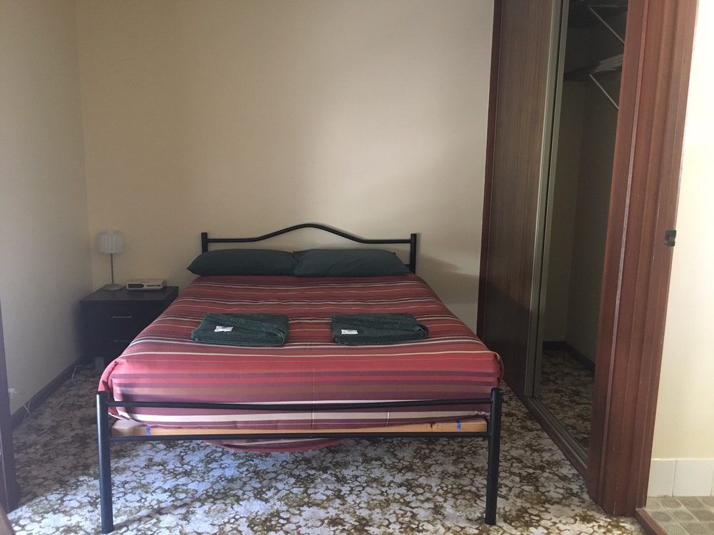 LEIGH CREEK OUTBACK RESORT 25 Black Oak Dr, Leigh Creek South Australia, Australia Resorts