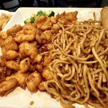 China Inn - Sesame chicken with lo mein, very generous and delicious portion (there's more chicken under the noodles!) - Chinese Near Me - San Antonio, Texas