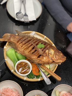 Chaa Roen Pohn by null