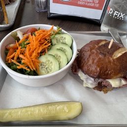 Porktrasmi with salad