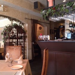 Casa di Amici Restaurant - Quiet a nice place,but my plate looks shady.