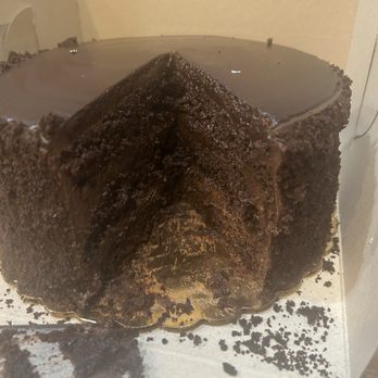 Tasty Pastry Shoppe - Huge cake - Bakeries Near Me - Brooklyn, New York Tasty Pastry Shoppe - Huge cake - Bakeries Near Me - Brooklyn, New York
