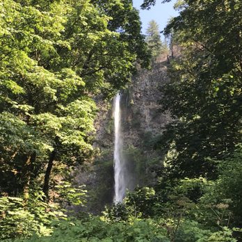 Multnomah Falls - Hiking Near Me - Bridal Veil, Oregon Multnomah Falls - Hiking Near Me - Bridal Veil, Oregon