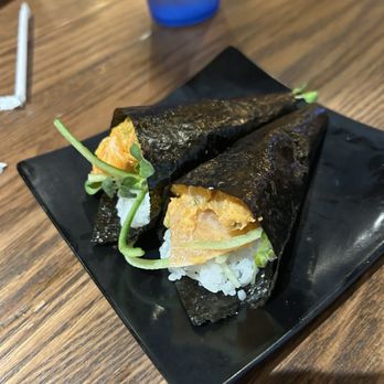 Sake 2 Me Sushi - Sushi Bars Near Me - Cerritos, California Sake 2 Me Sushi - Sushi Bars Near Me - Cerritos, California