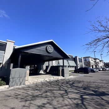 Wildfire Public House - Exterior- lots of parking - Breakfast & Brunch Near Me - Modesto, California