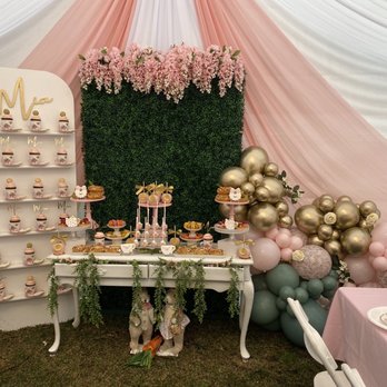 SweetMakery - a pink and gold dessert table - Desserts Near Me SweetMakery - a pink and gold dessert table - Desserts Near Me