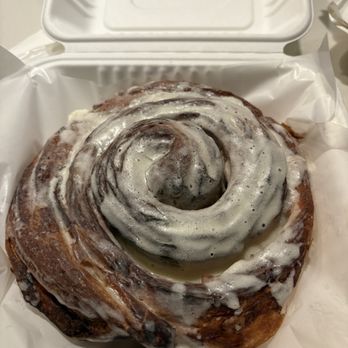 Papi’s Ohana - Giant cinnamon roll. Enough for 2-3 people. Not pictured is the spam, cheese jalapeño croissant. Super yummy - Pizza Near Me - Lahaina, Hawaii Papi’s Ohana - Giant cinnamon roll. Enough for 2-3 people. Not pictured is the spam, cheese jalapeño croissant. Super yummy - Pizza Near Me - Lahaina, Hawaii