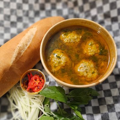 Bun Bo Hue O Nom by null