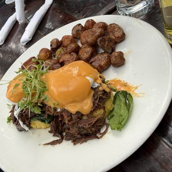 Alcove Café & Bakery - Short Rib Benedict - Bakeries Near Me - Los Angeles, California Alcove Café & Bakery - Short Rib Benedict - Bakeries Near Me - Los Angeles, California