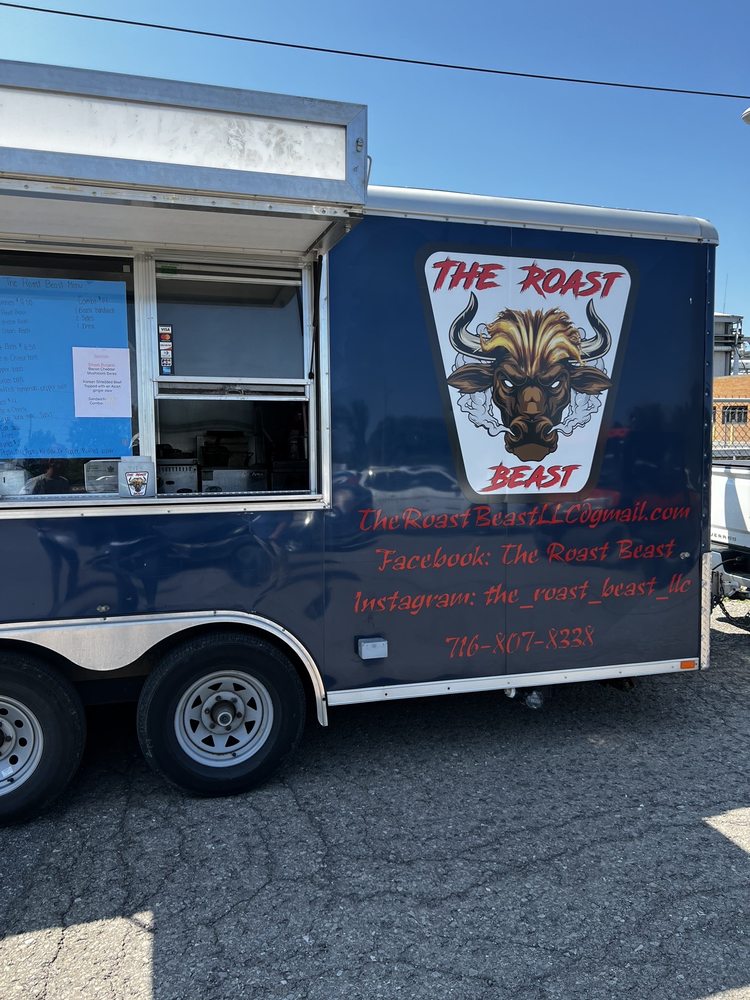 The Roast Beast Logo