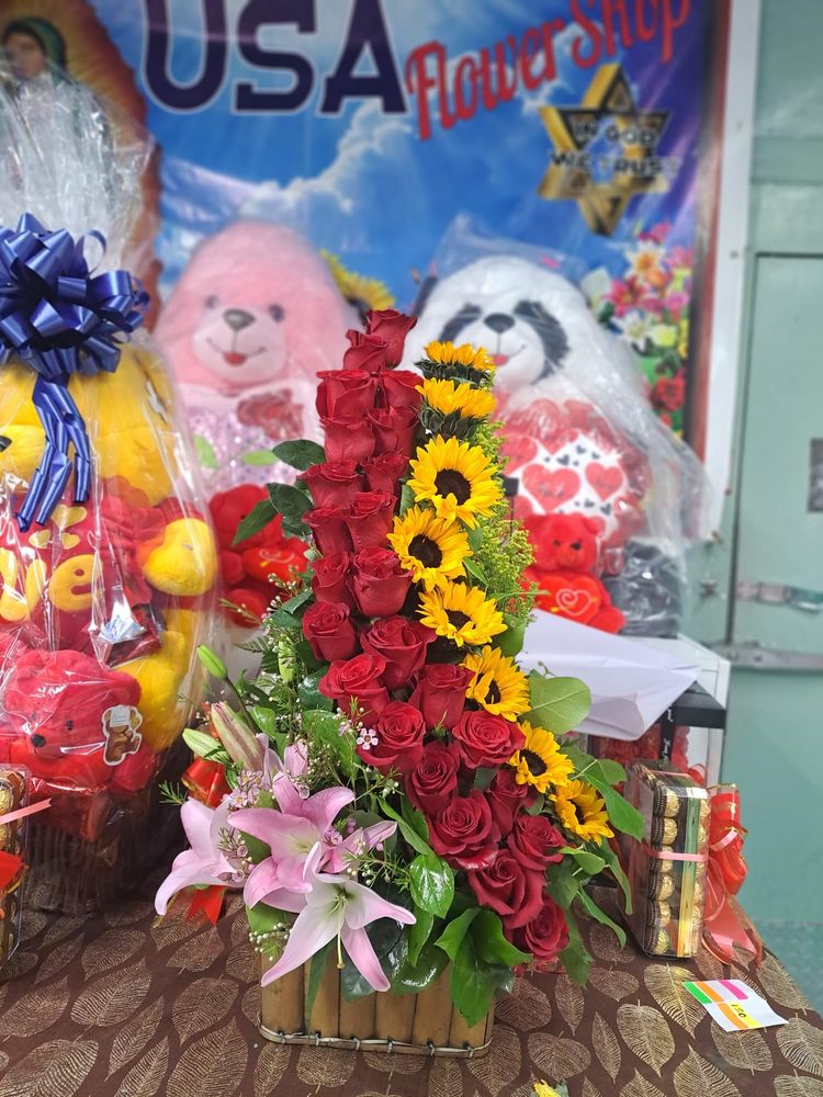 USA FLOWERS SHOP Updated August 2024 143 Photos & 10 Reviews 5330 Chimney Rock Rd, Houston