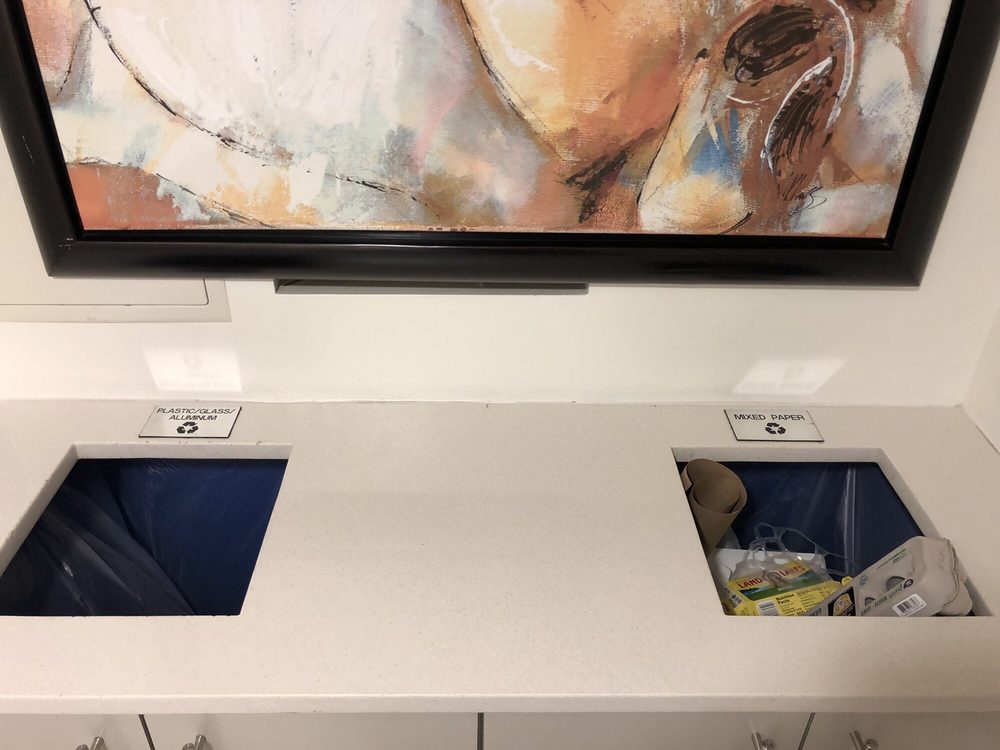 BLAIR EAST APARTMENTS Updated September 2024 19 Reviews 1220 East