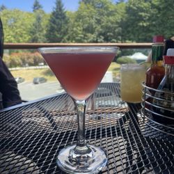 Sandpiper Cafe - Cosmopolitan