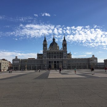 Palacio Real de Madrid - Landmarks & Historical Buildings Near Me - Madrid, M Palacio Real de Madrid - Landmarks & Historical Buildings Near Me - Madrid, M