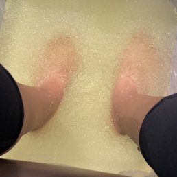Slushy pedicure thing lol not sure what it's called but I loved it.