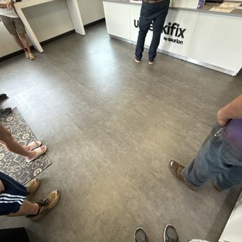 uBreakiFix by Asurion - lots of waiting people - Electronics Repair Near Me - Omaha, Nebraska
